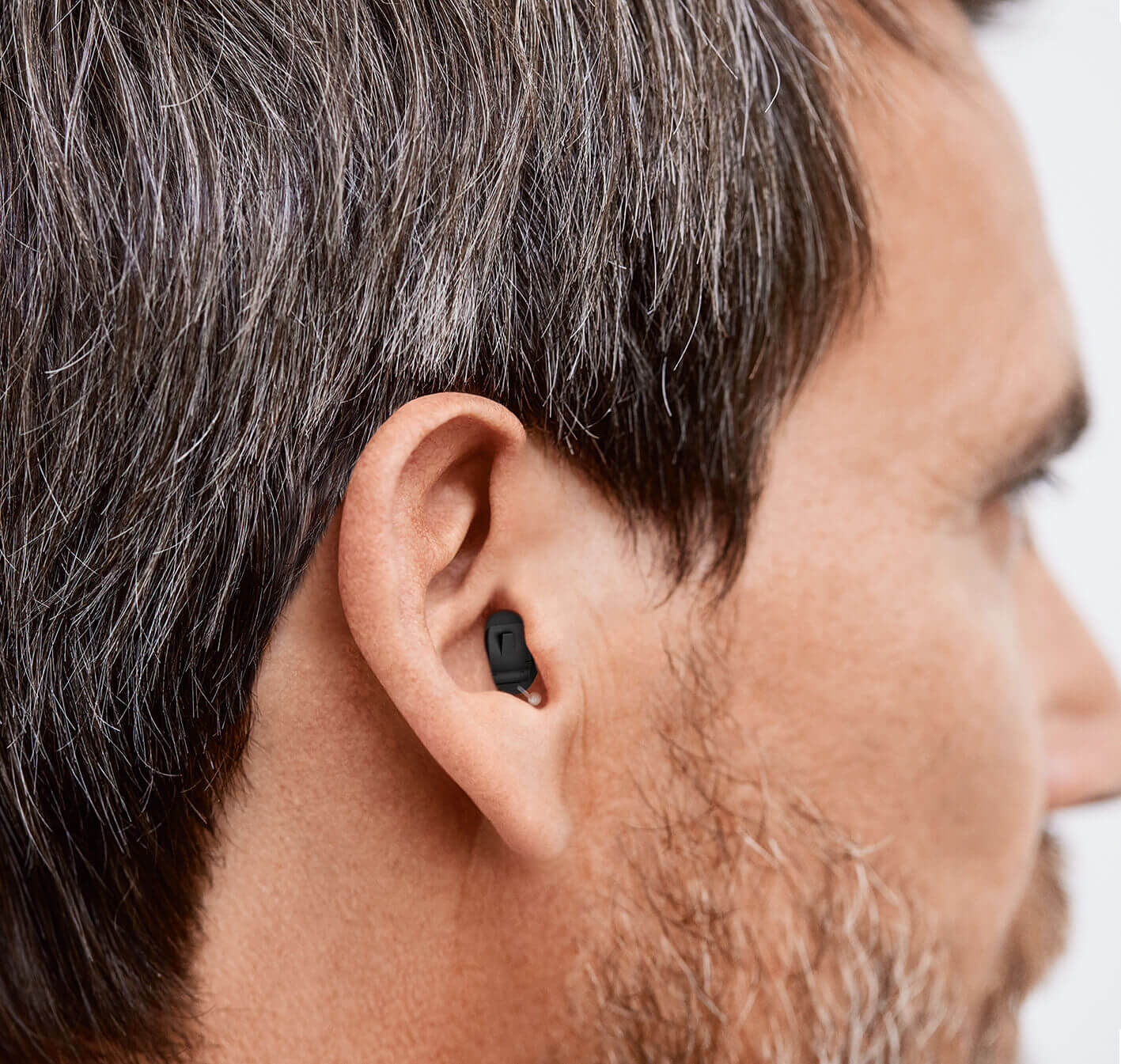Im Ohr Hörgeräte Mini-Hörgerät